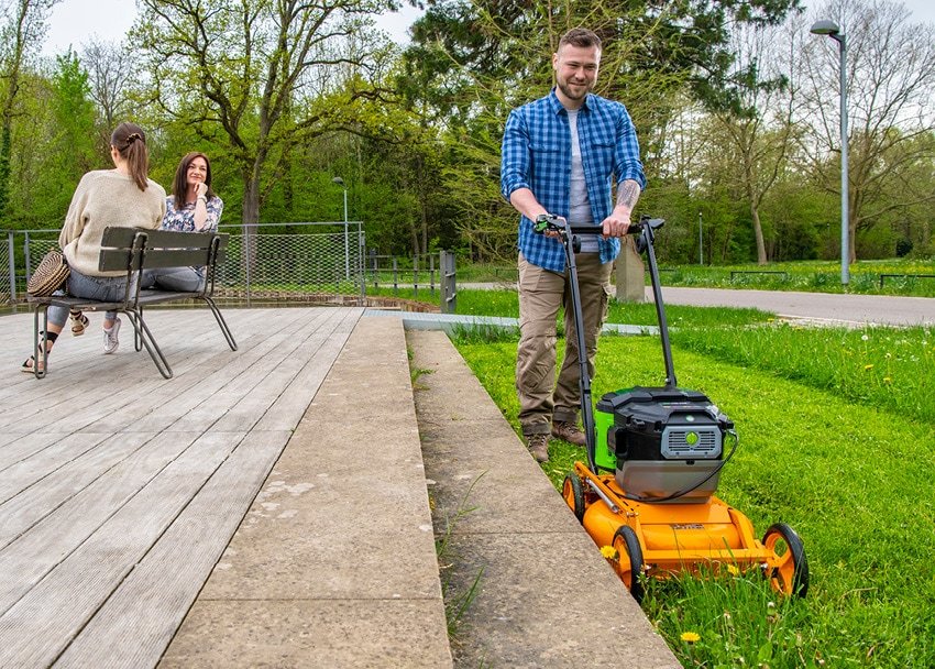 AS 420 E-ProClip Battery Compact Mulching Mower - Image 3