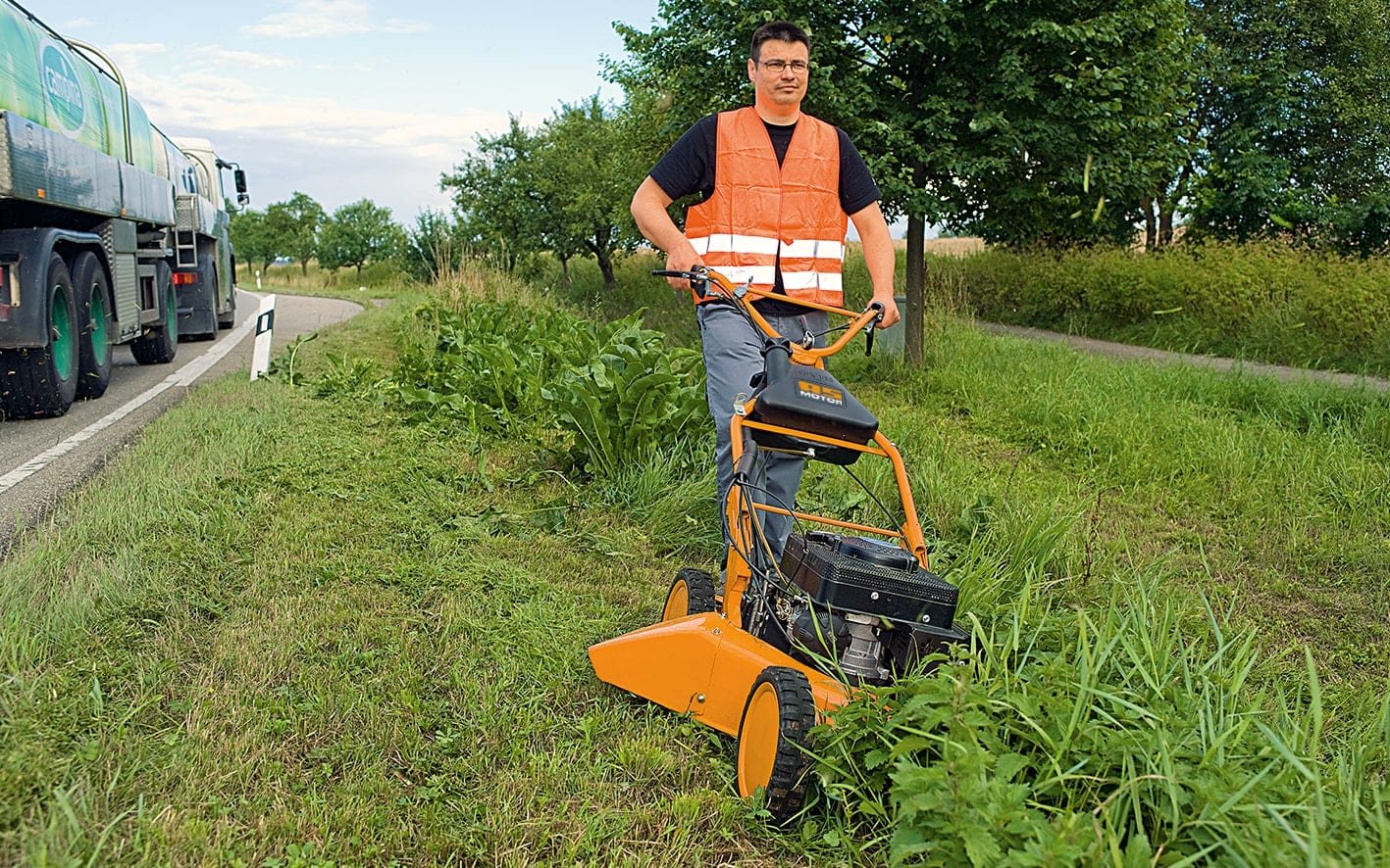 AS 53 2T ES 4WD RB - 4WD Professional Bank Mower - Image 2