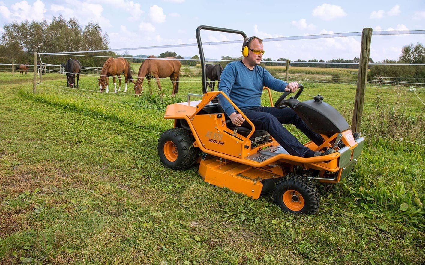 AS 920 Sherpa 2WD Loncin Ride-On Rough Cutter - Image 6