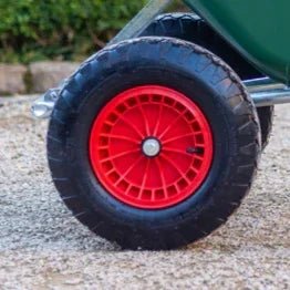 Henchman 135 Litre Heavy-Duty Galvanised Wheelbarrow - Image 4