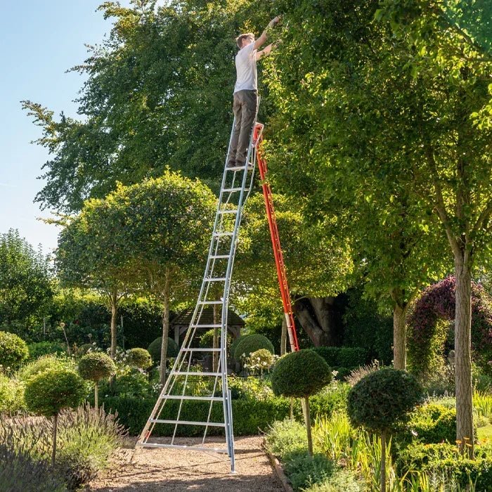 Henchman Fully Adjustable PRO Tripod Ladder - Image 17