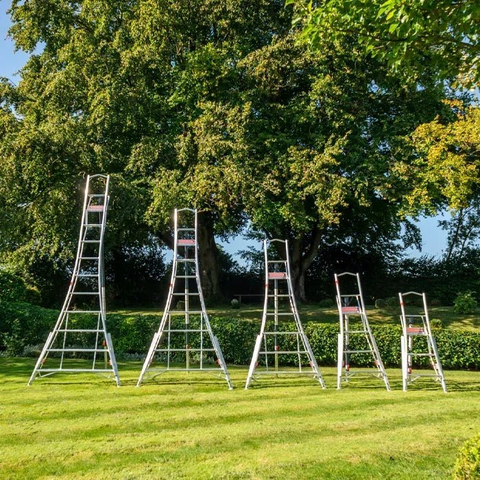 Henchman Fully Adjustable Tripod Ladder-