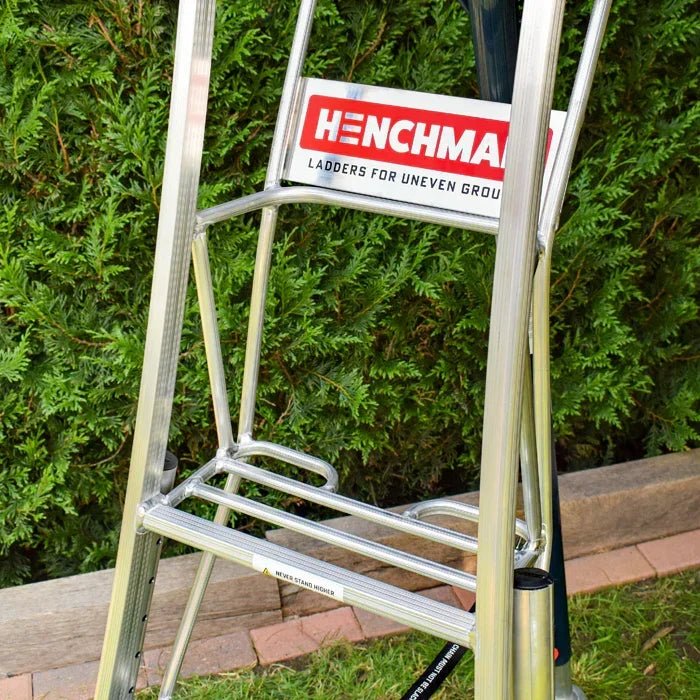 Henchman Fully Adjustable Tripod Ladder - Image 4