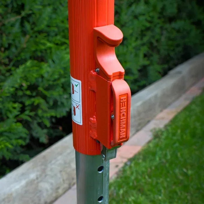 Henchman Fully Adjustable PRO Tripod Ladder - Image 8