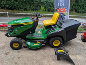 Used John Deere X167R 42” Rear Collect Ride-On Mower