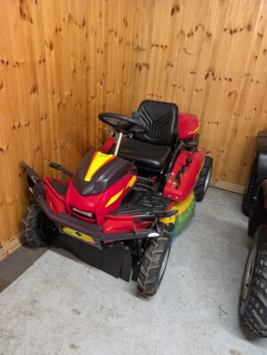 Canycom CMX1810 18HP 4WD Ride-On Brushcutter – Ex-Display