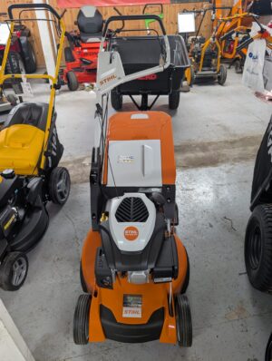 STIHL RM 655 RS Petrol Roller Lawn Mower - Ex-Display