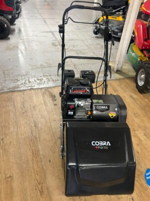 Ex-display Cobra Fortis 14L petrol cylinder lawnmower with 14 inch cutting width and front grass box